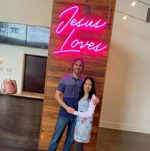 Meet your Posher, Victoria carly